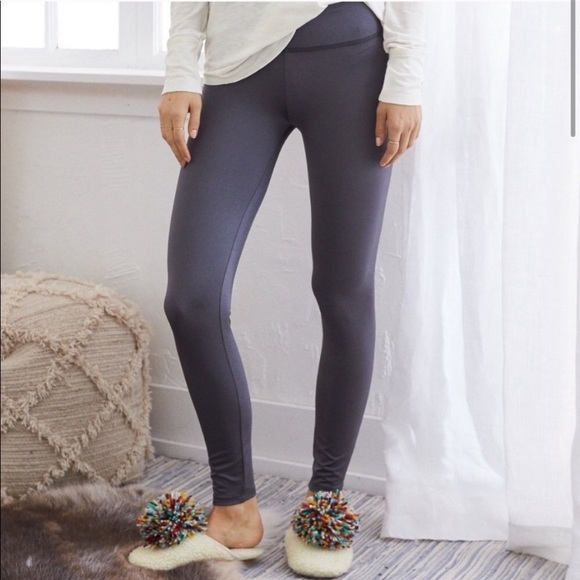 aerie Pants - Auction #24 AERIE Grey Shiny Chill/Play/Move High Waist Tights